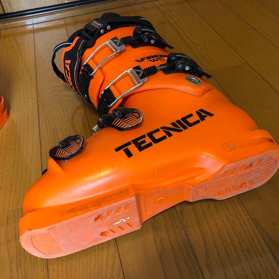 テクニカ　スキーブーツ　フレックス90 シェル長285