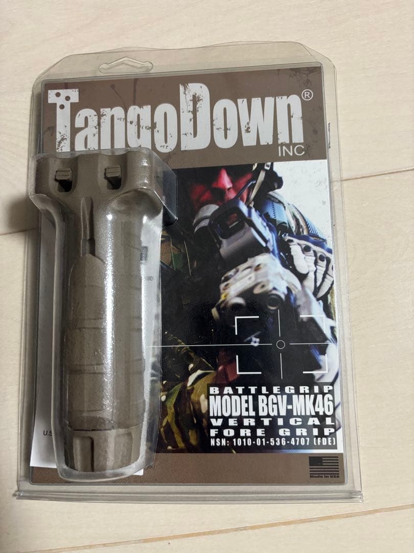【未開封】TangoDown Vertical Fore Grip タンゴダウン