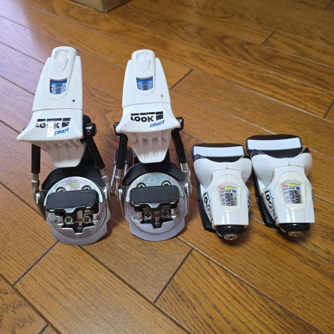 新品　LOOK　PIVOT　P14　ホワイト　モーグル用　B75