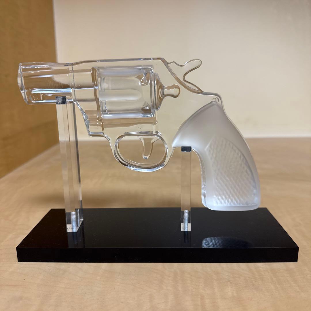 ロイヤル ド シャンパーニュ リボルバー 銃 クリスタル ガン 台座付き