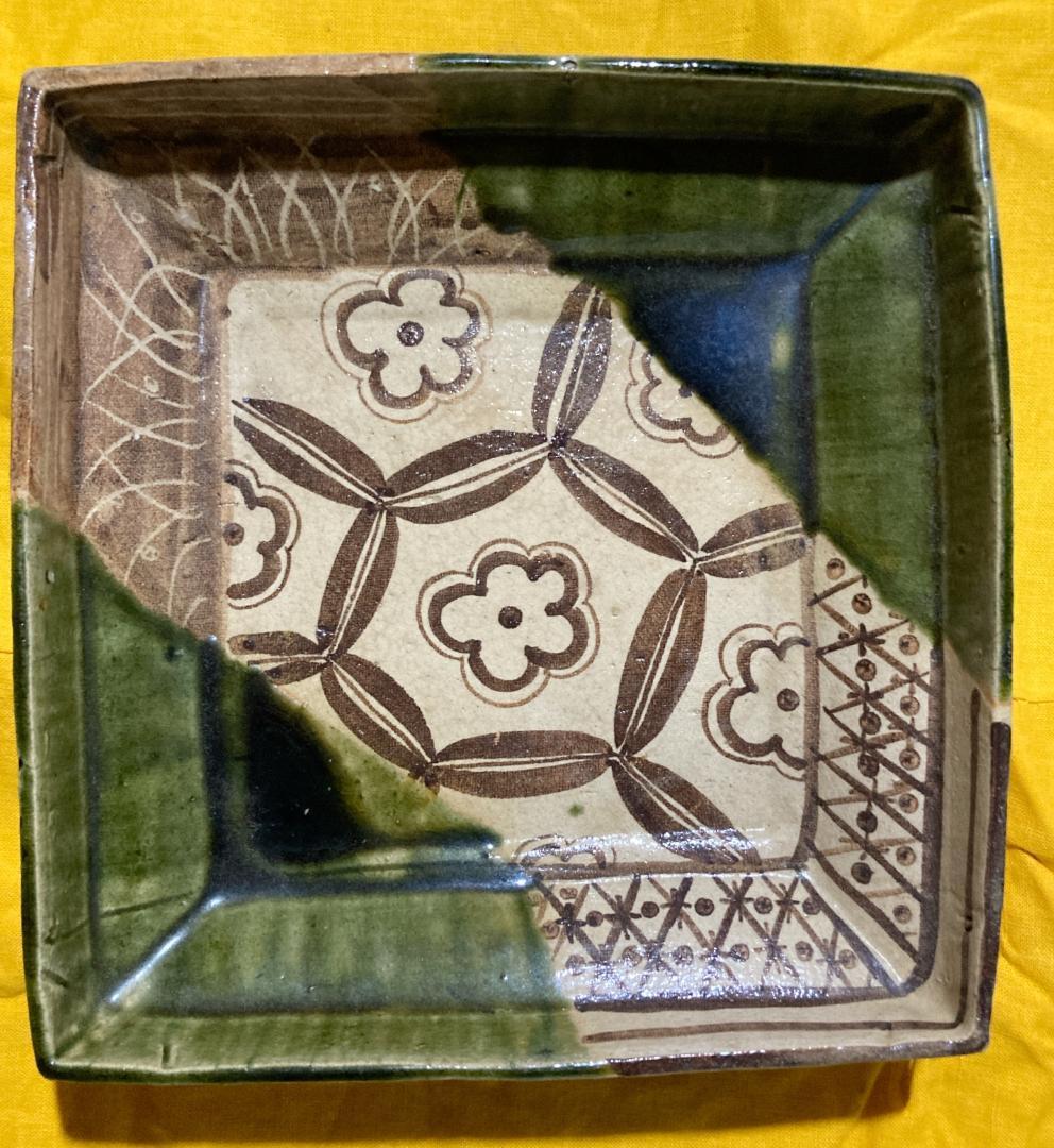 【値下げ】【真作保証】 瀧口喜兵爾 織部  四方鉢  共箱・共布