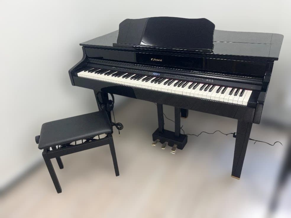 ★ 74868【電子ピアノ】ROLAND　GP607PE　17年製