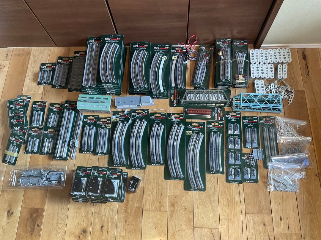 KATO nゲージ 線路、ポイント、鉄橋、車庫、橋脚、その他色々