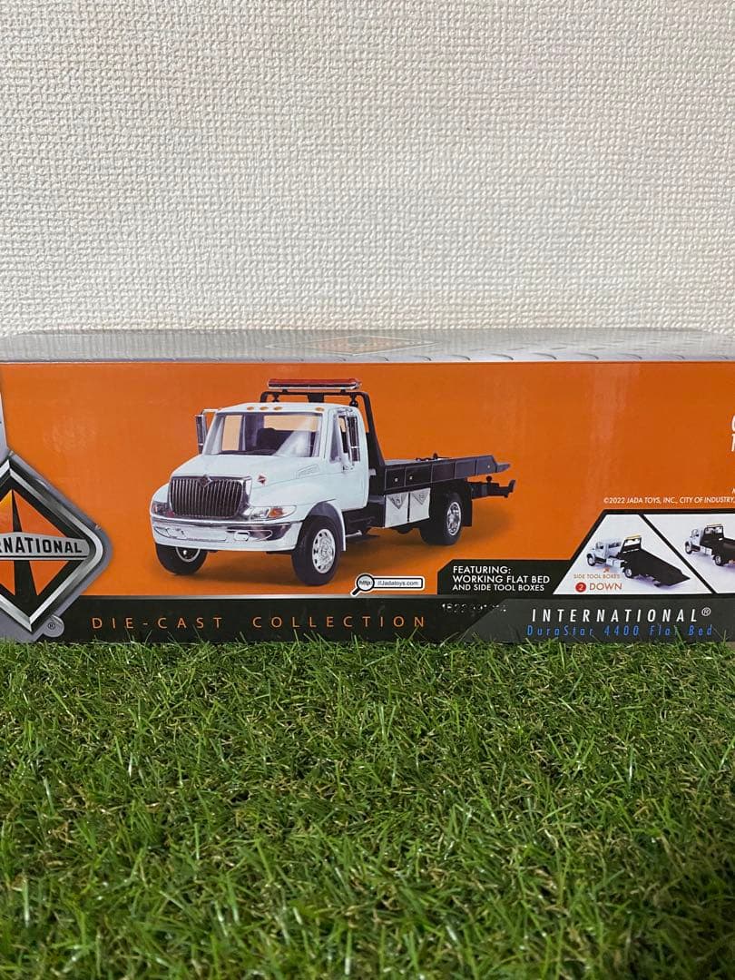 ミニカー Jada Toys 1/24 International Durastar