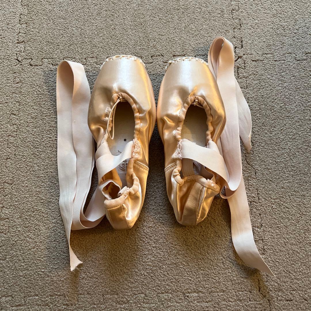 バレエトウシューズ　グリシコマヤ1