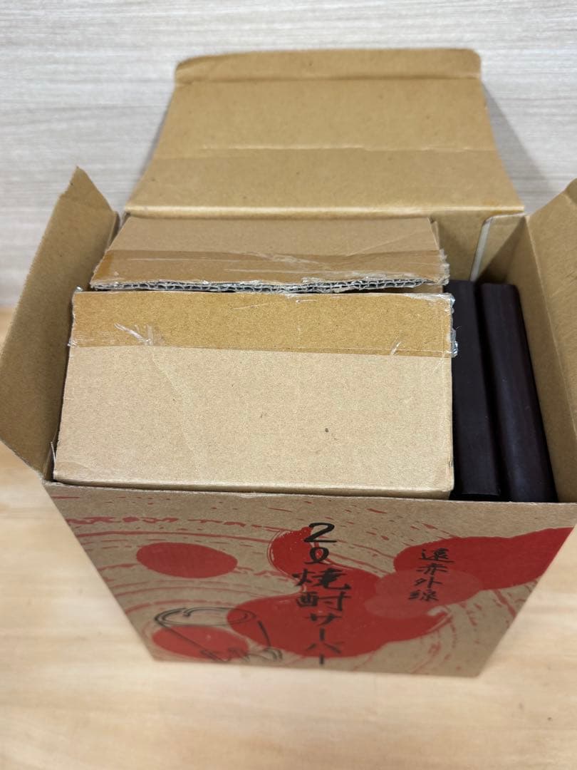 【未使用】遠赤外線 2L 焼酎サーバー　陶器製 木製台座・真鍮コック付き