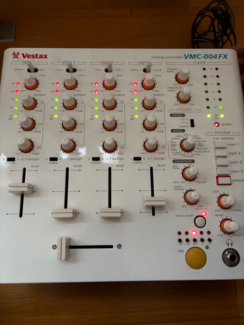 希少　Vestax VMC-004FX DJミキサー　純正アダプター付き
