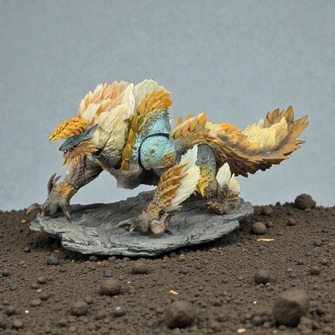 モンハン ジンオウガ フィギュア 台座付 CAPCOM刻印