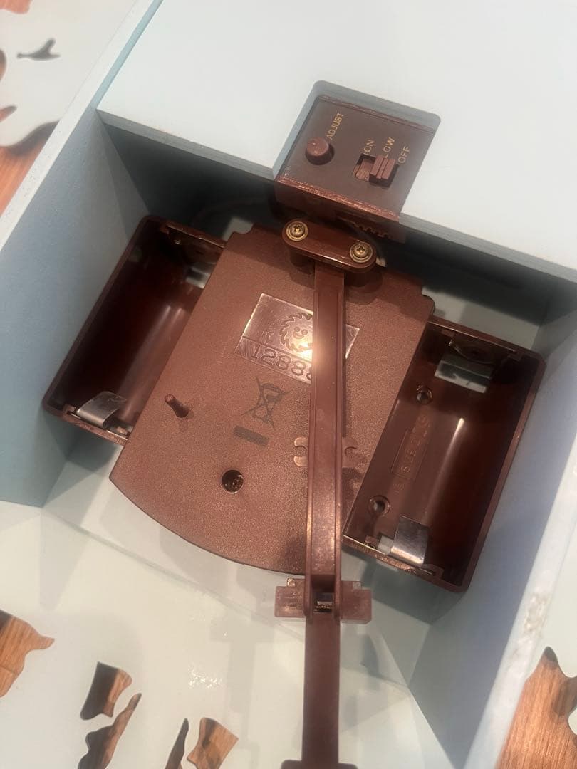 イタリア製デザイナーズ鳩時計（オブジェ）