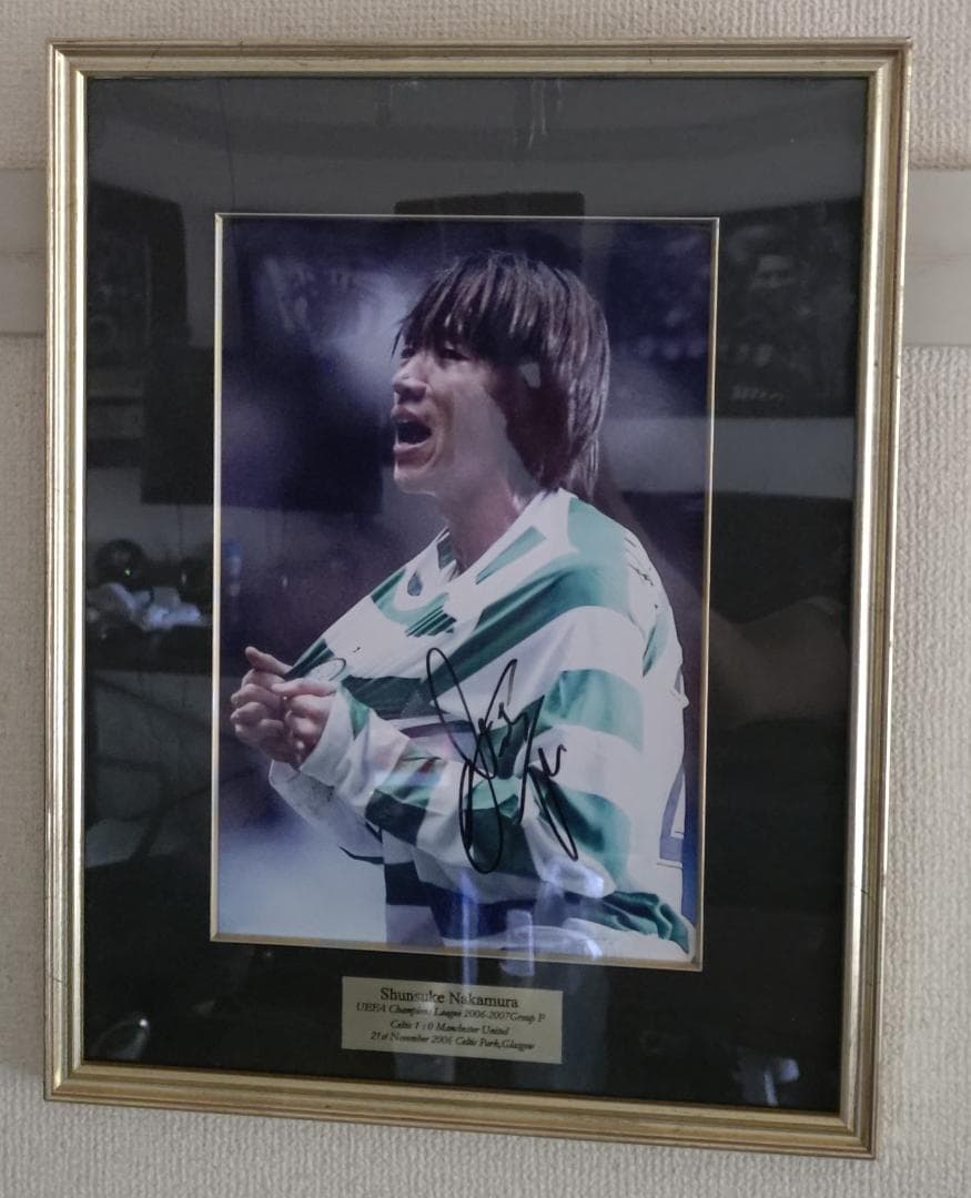 中村俊輔 柳沢敦 直筆サイン入りフォトフレーム付