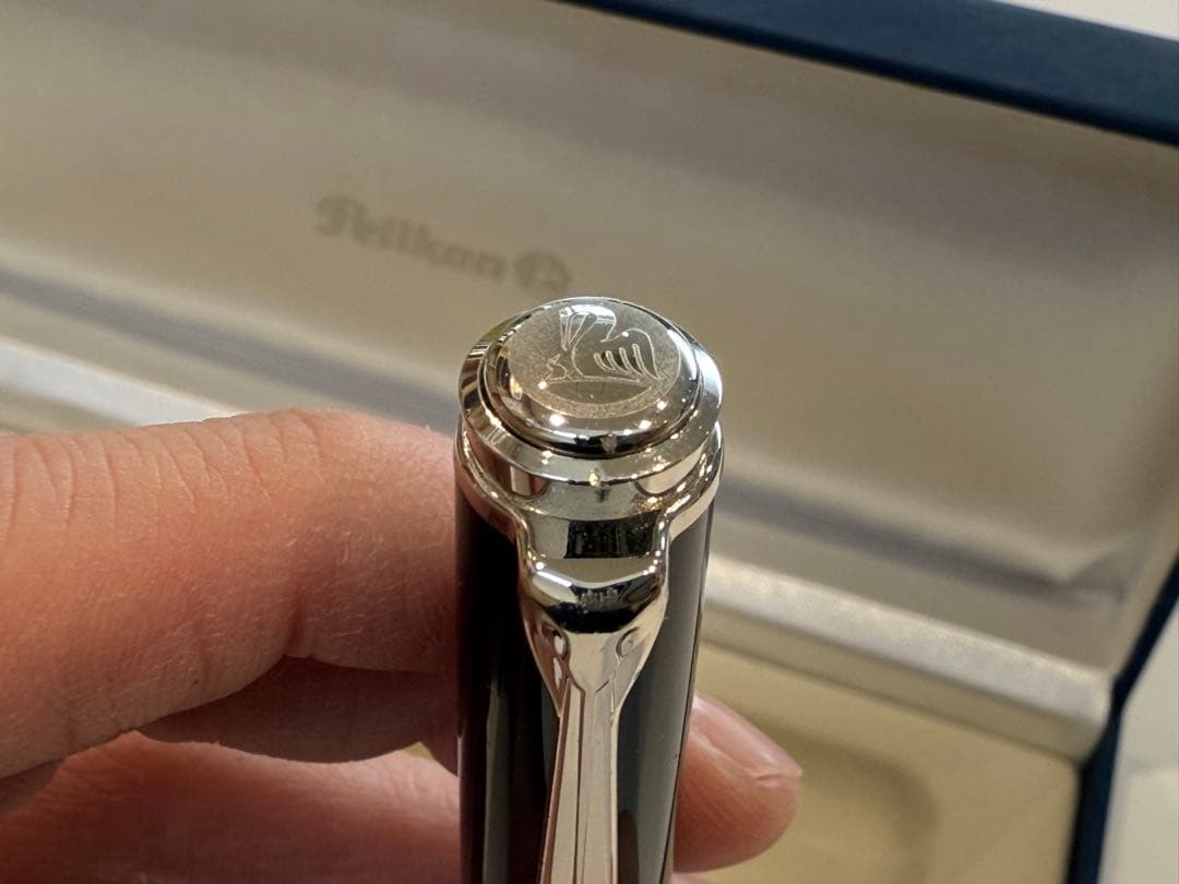 Pelikan 黒 ボールペン 本体　K805