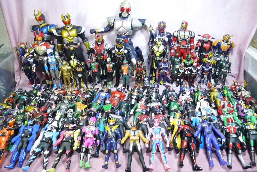 ライダーヒーローシリーズ　ビッグサイズソフビフィギュア　111体セット