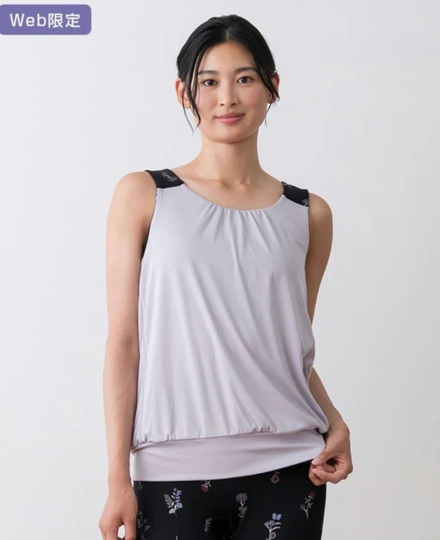 SUKALA 新品未使用 フラワーブーケ　カバータンクトップ 　Lサイズ