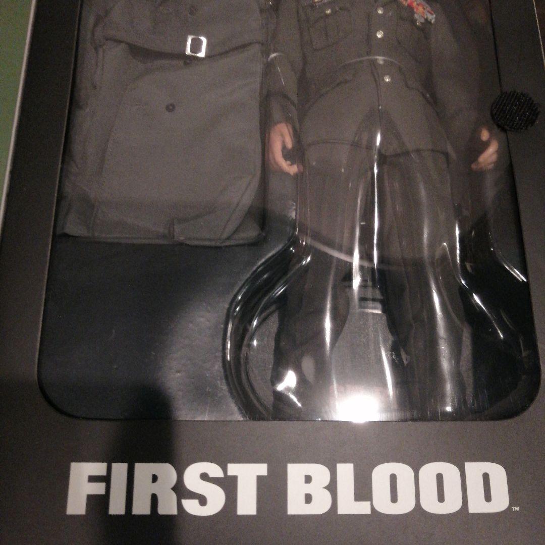 ムービー・マスターピース ランボー １／６スケールフィギュア　トラウトマン大佐