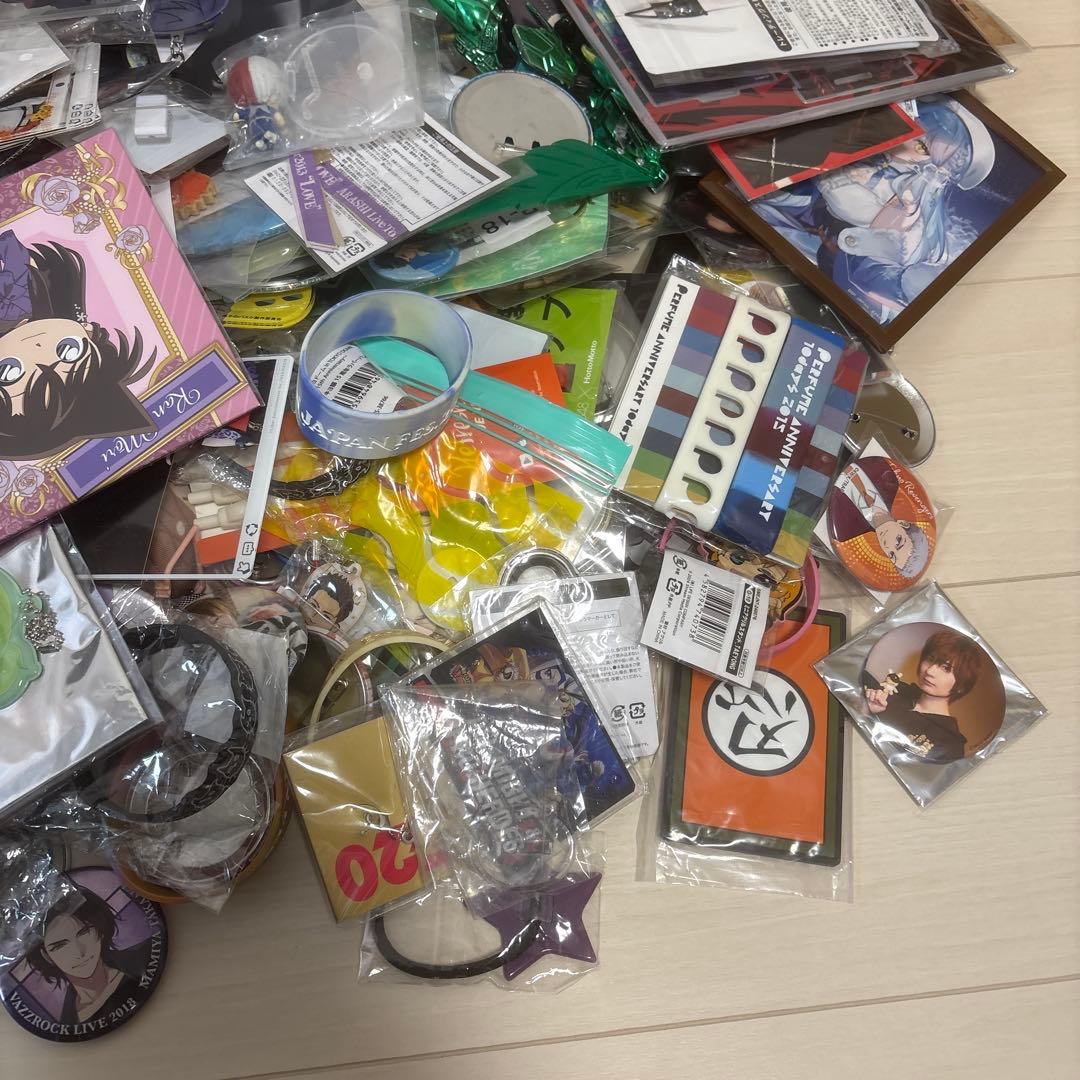 スターウォーズ　恐竜　ワンピース　名探偵コナン　ホロライブ　ナルト　ウルトラマン