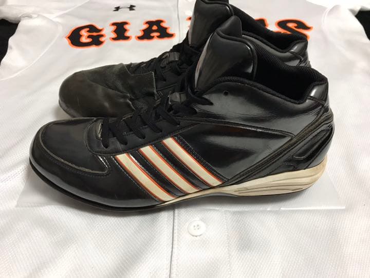 ジャイアンツ スパイク 巨人 アディダス