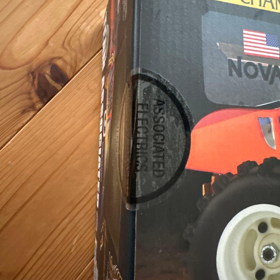 新品　未使用　RC10 team associated JAY HALSEY