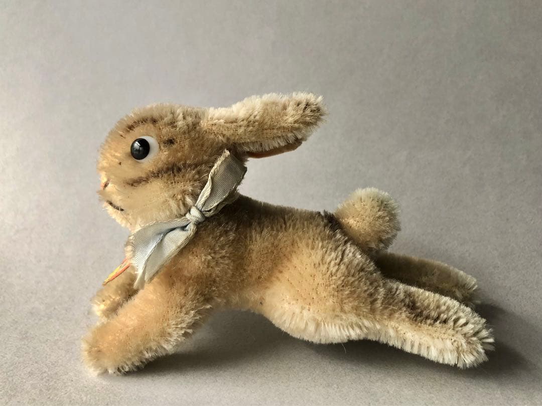 Steiff 　ウサギ　Lieg Hase