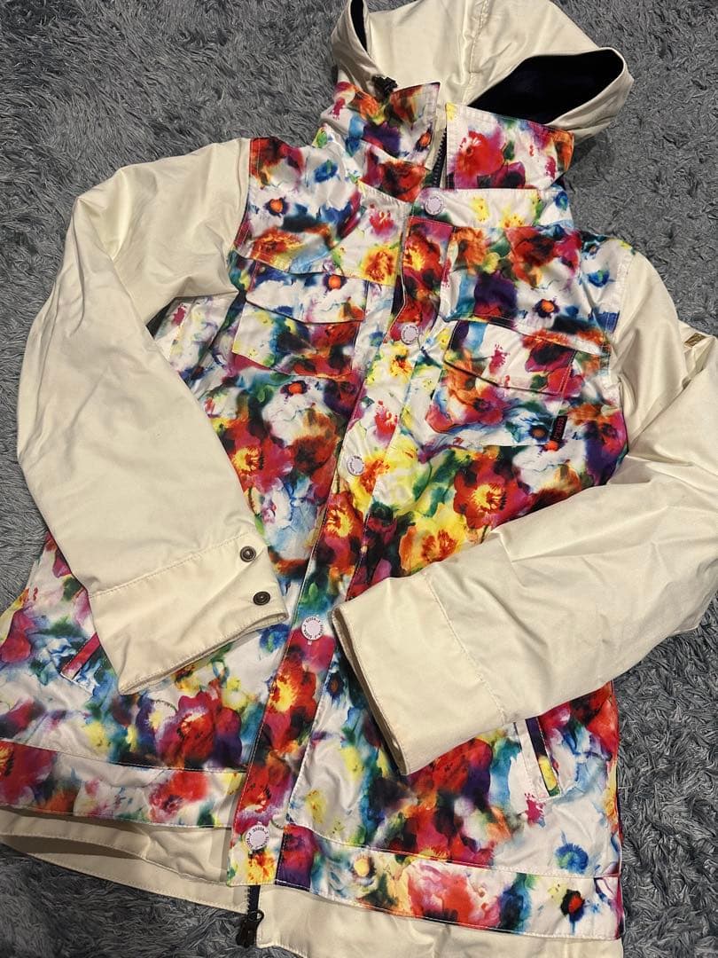 SISTA.J 花柄 スノーボードウェア Sサイズ
