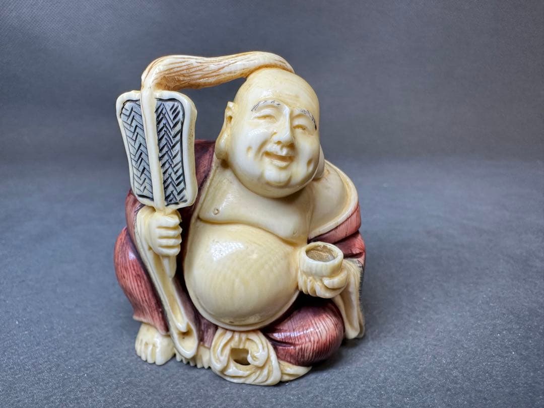 極上　置物　仏像　和彫　天然素材　アンティーク　　骨董　飾り物　古美術品