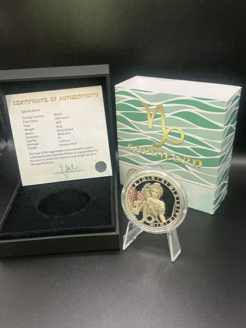 ミュシャ × 黄道十二宮 ― 山羊座、Capricornus　銀メッキ付き白銅貨