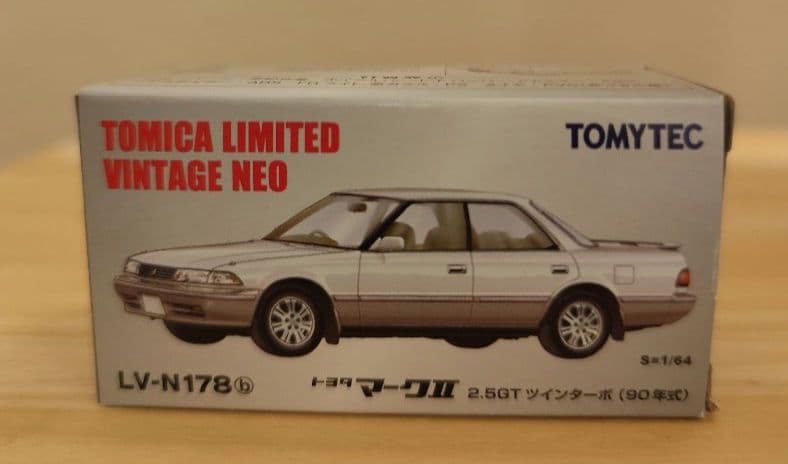 トミカリミテッドヴィンテージネオ　マークII LV-N178 マークII