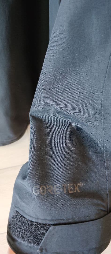 Burton AK GORE-TEX スノーボードジャケット Mサイズ