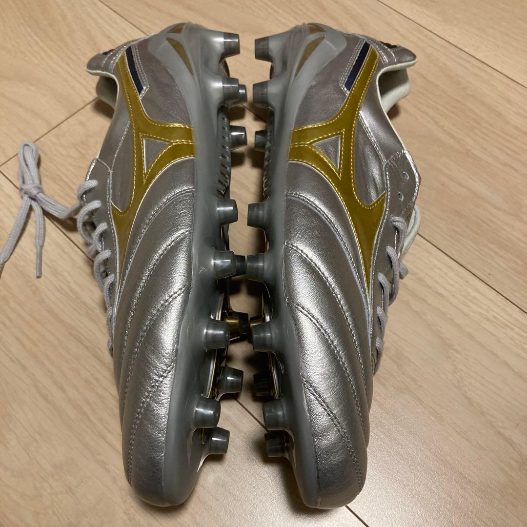 【新品未使用】MORELIA DNA JAPAN プラチナムシルバー 27.5㎝