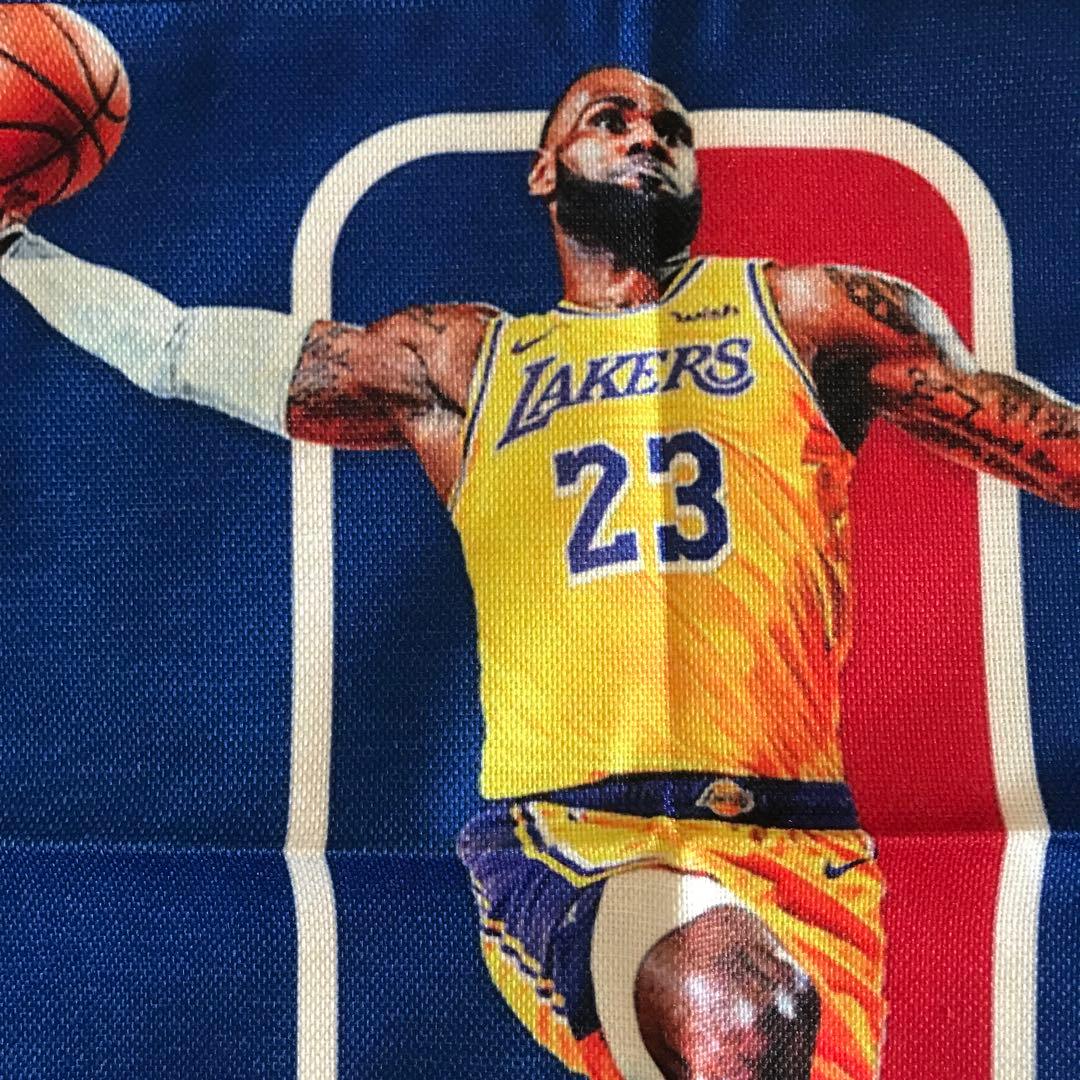 レブロンジェームズ　クッションカバー