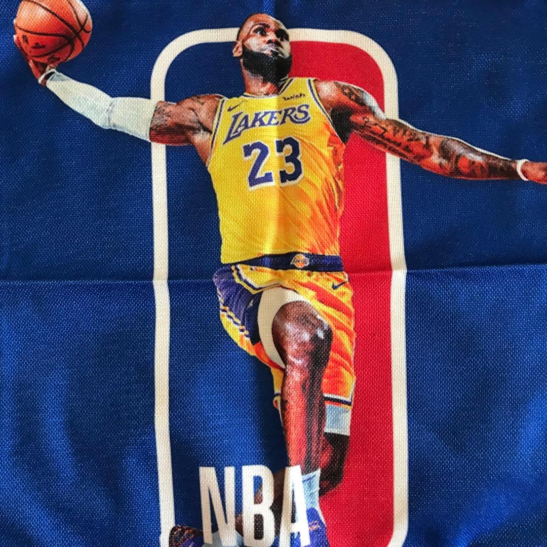 レブロンジェームズ　クッションカバー