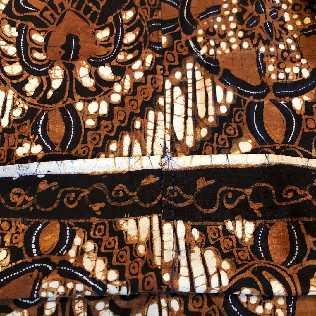 週末お値下げします！手描きオールドバティック(8337)