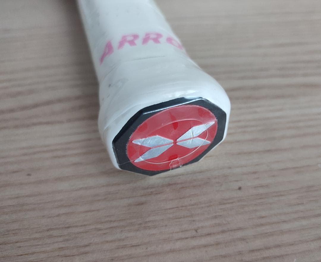 ARRONAX ELITE X3 ピックルボール パドル エッジレス 白 ピンク