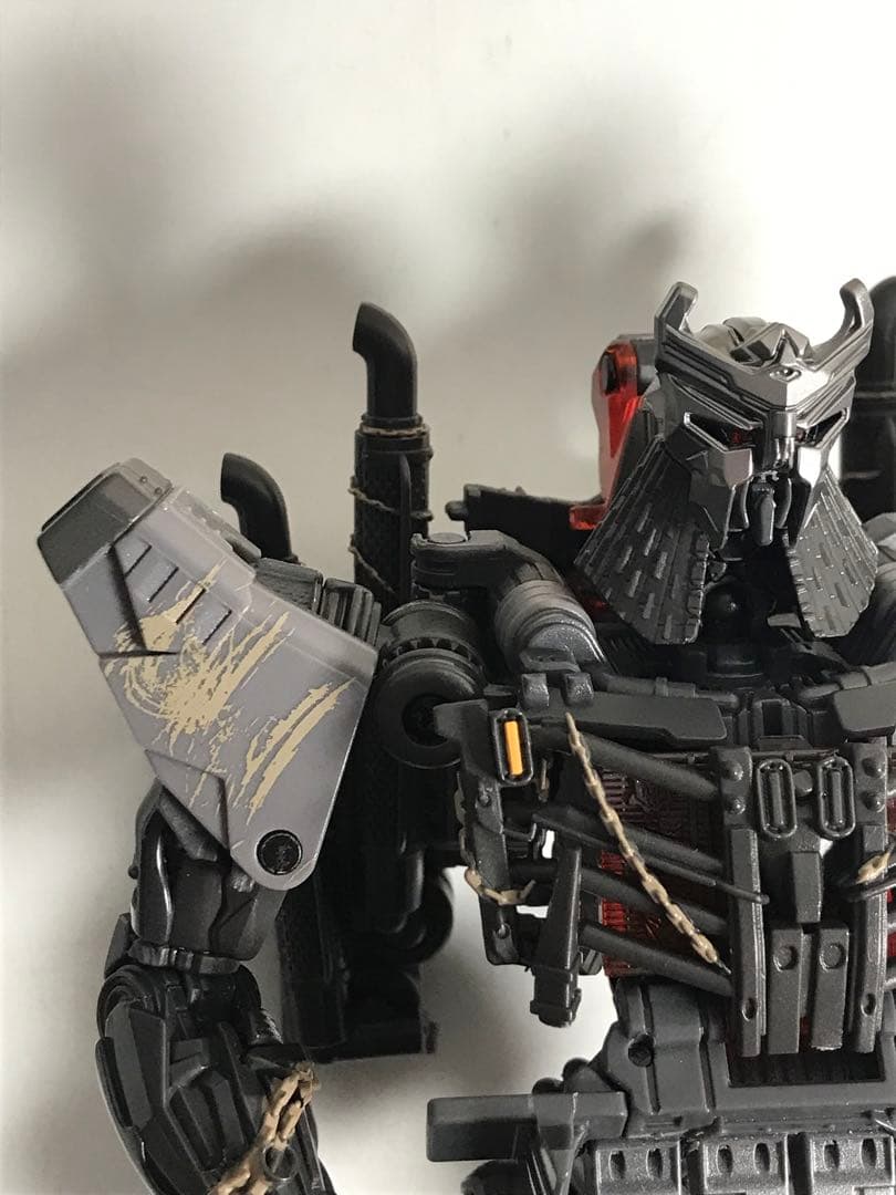 トランスフォーマー　スカージ　SS-109 ビースト覚醒 スタジオシリーズ