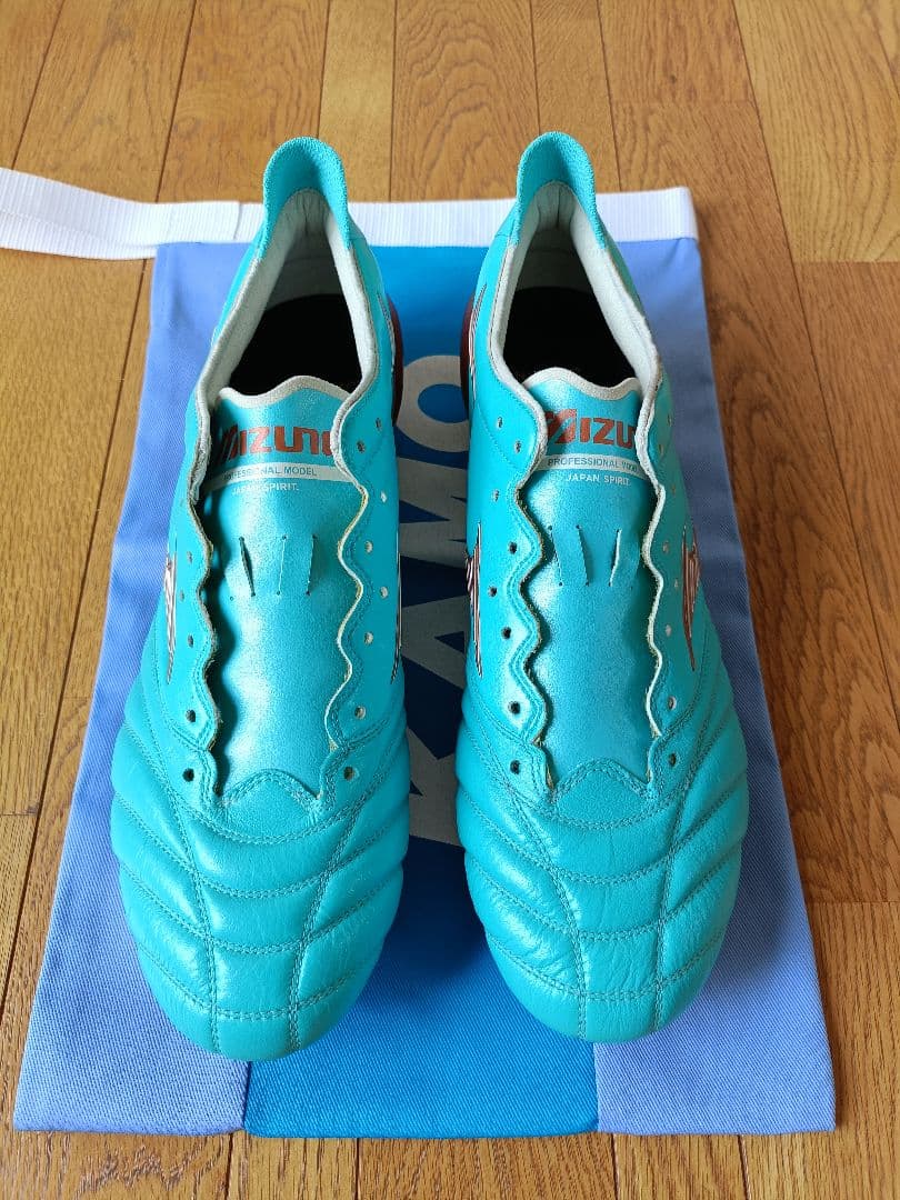 【新品未使用】ミズノ モレリアネオ3ジャパン アズールブルー 27.5cm