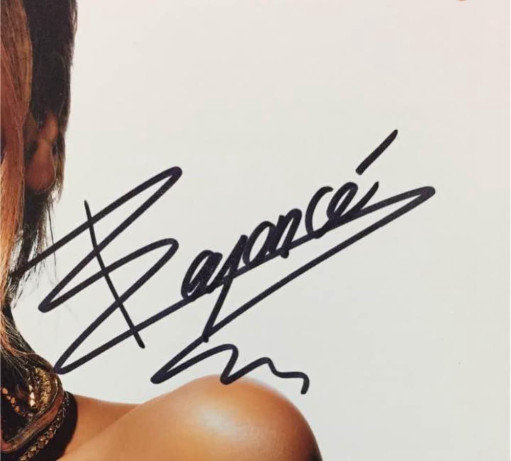 Beyoncé 本物★鑑定書付き★ビヨンセ 直筆サイン！！！激レア