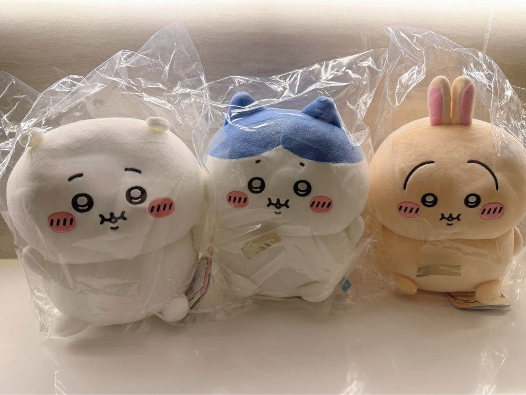 ちいかわ ぼっちゃり手乗りぬいぐるみ ハチワレ うさぎ 3点セット