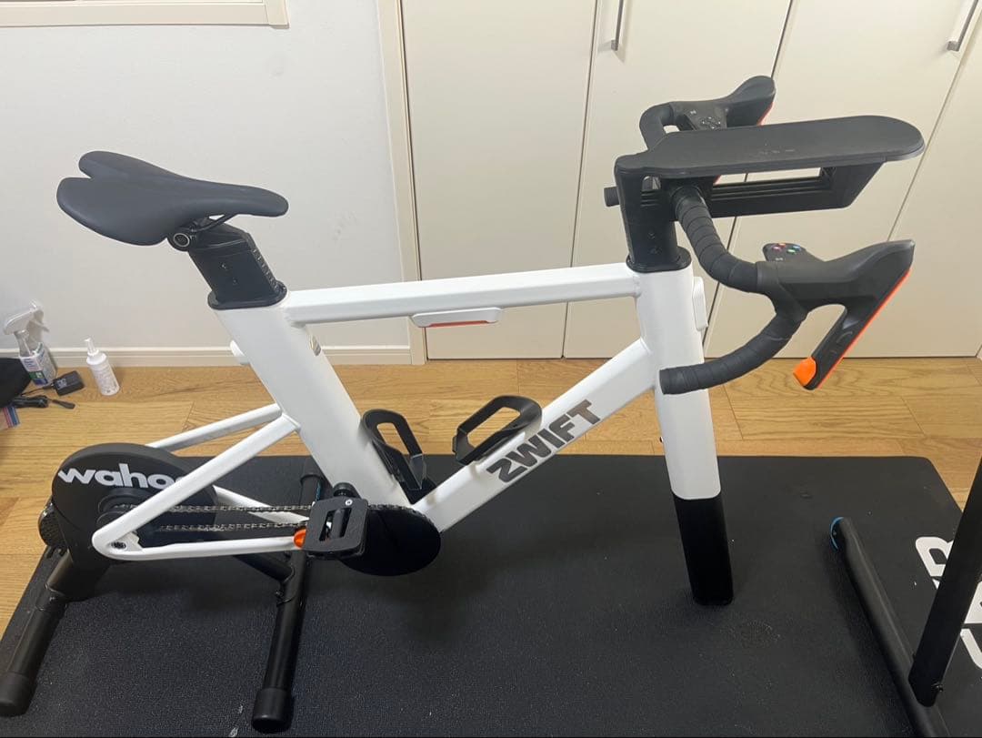 アクセサリー Zwift Ride with KICKR CORE
