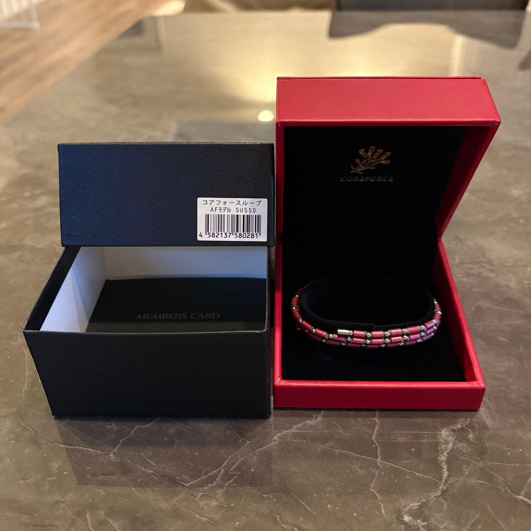COREFORCE ピンクブレスレット 専用ボックス付き