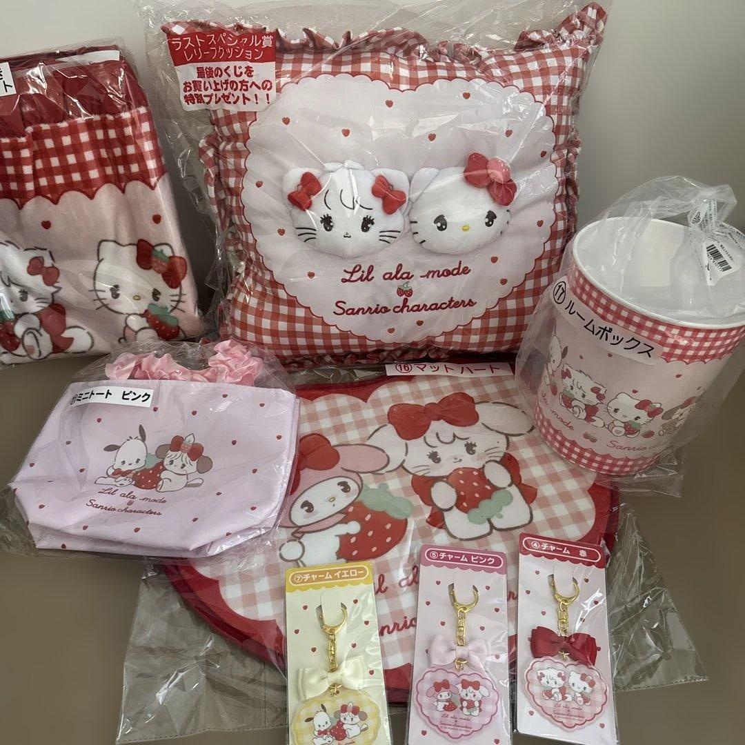 Lil ala mode×サンリオ　当りくじ　ラストワンクッション8点