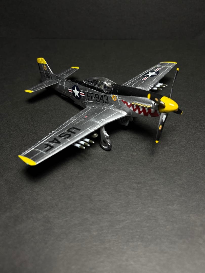 #作品No18 アメリカ陸軍 F-51D マスタング