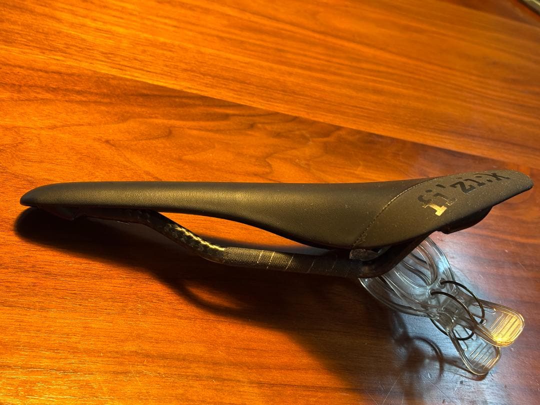 fizik Antares カーボンレール