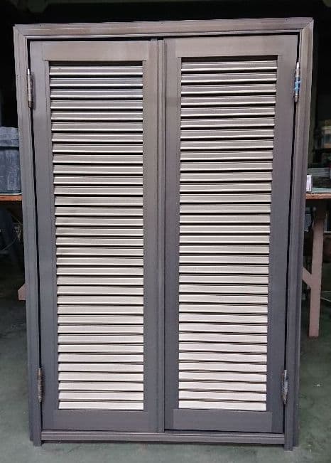 アルミサッシ ガラリ雨戸 窓 サッシ 新品未使用 トーヨーサッシ DIY