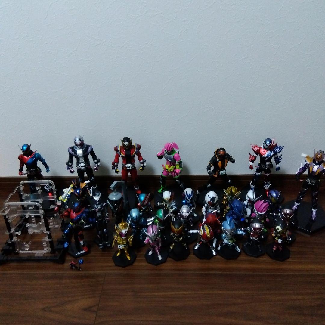 仮面ライダー　1番くじ　装動　フィギュア