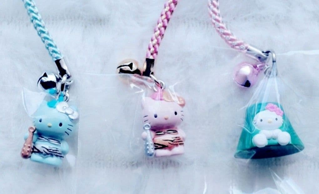 群馬限定◇鬼押出し園キティ根付&浅間山キティ根付　新品レア