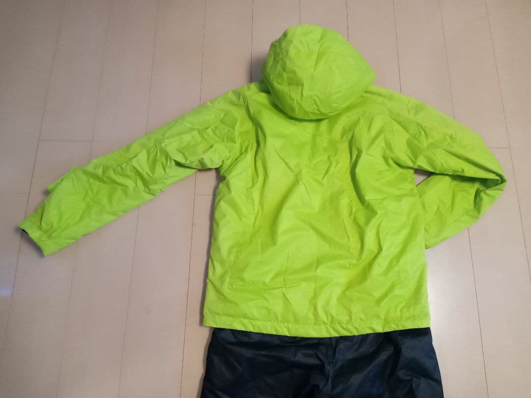 ほぼ新品【上下セット】ONYONE　RUSH air スキー スノボー ウェア