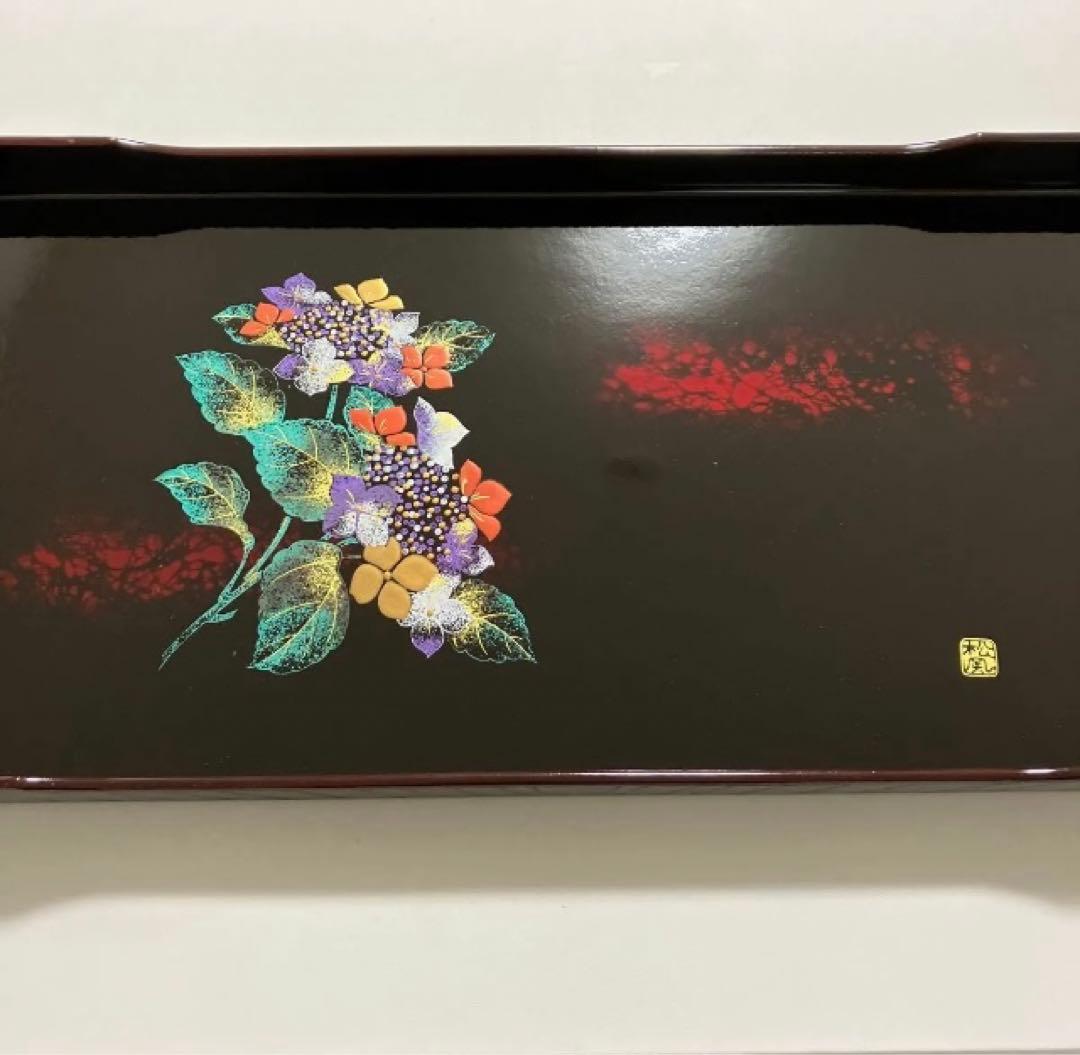 新品　未使用　おぼん　漆塗り　高級　レア　希少価値　匿名発送　送料無料　花柄