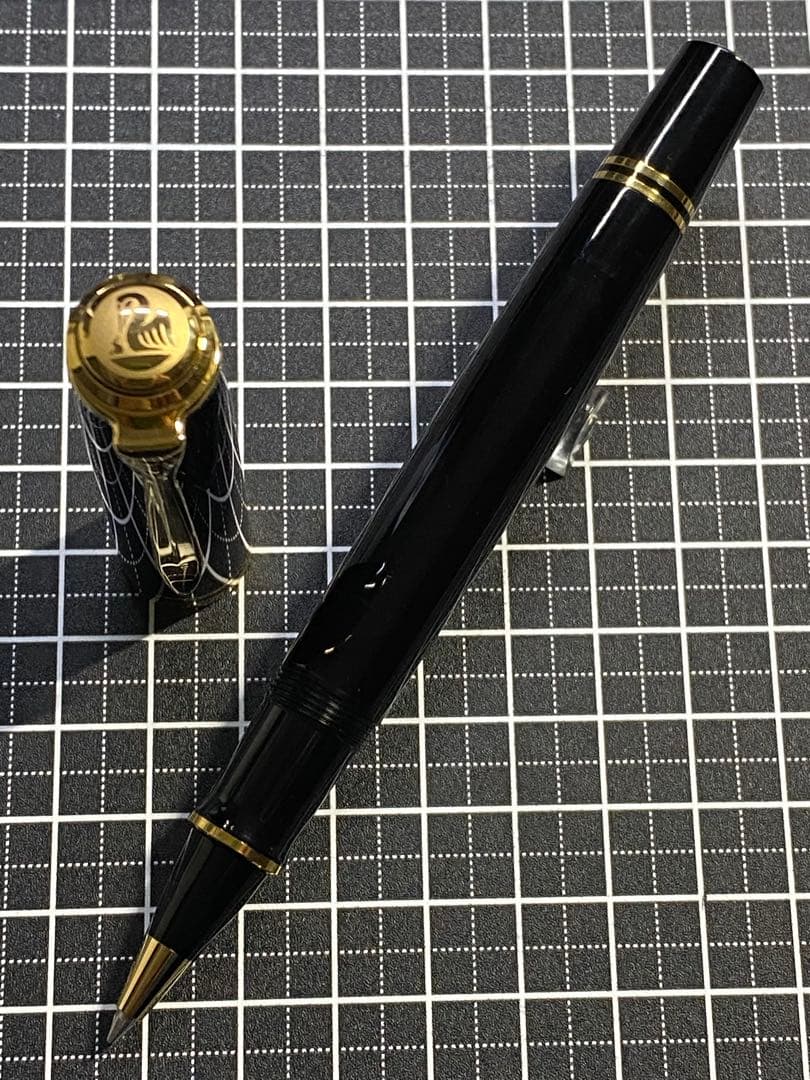 Pelikan Souveran R800 BLACK ローラーボール