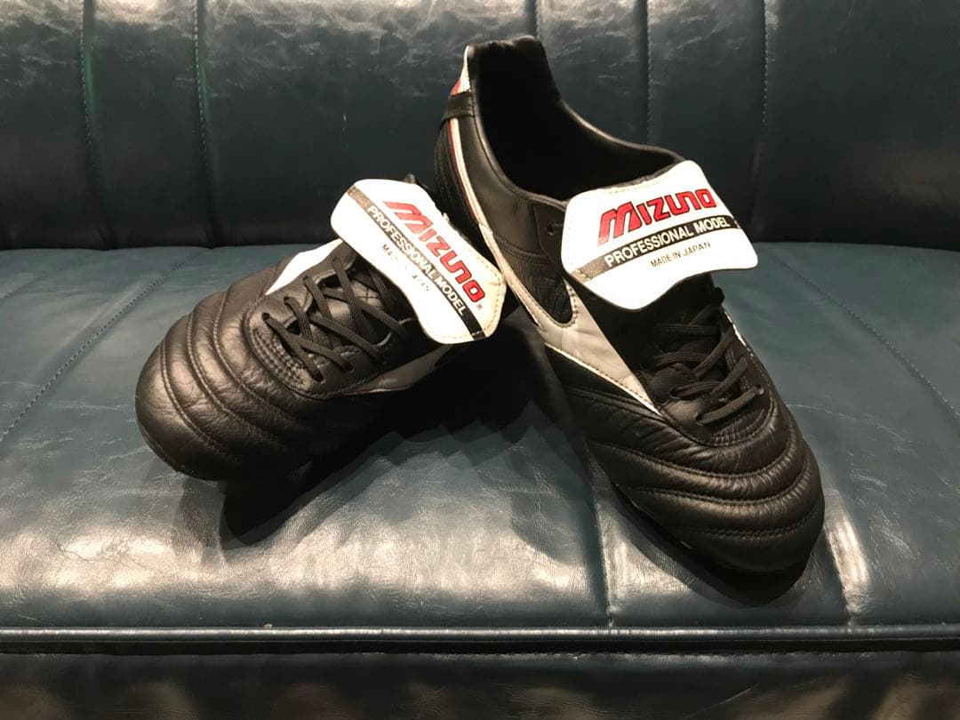Mizuno サッカーシューズ