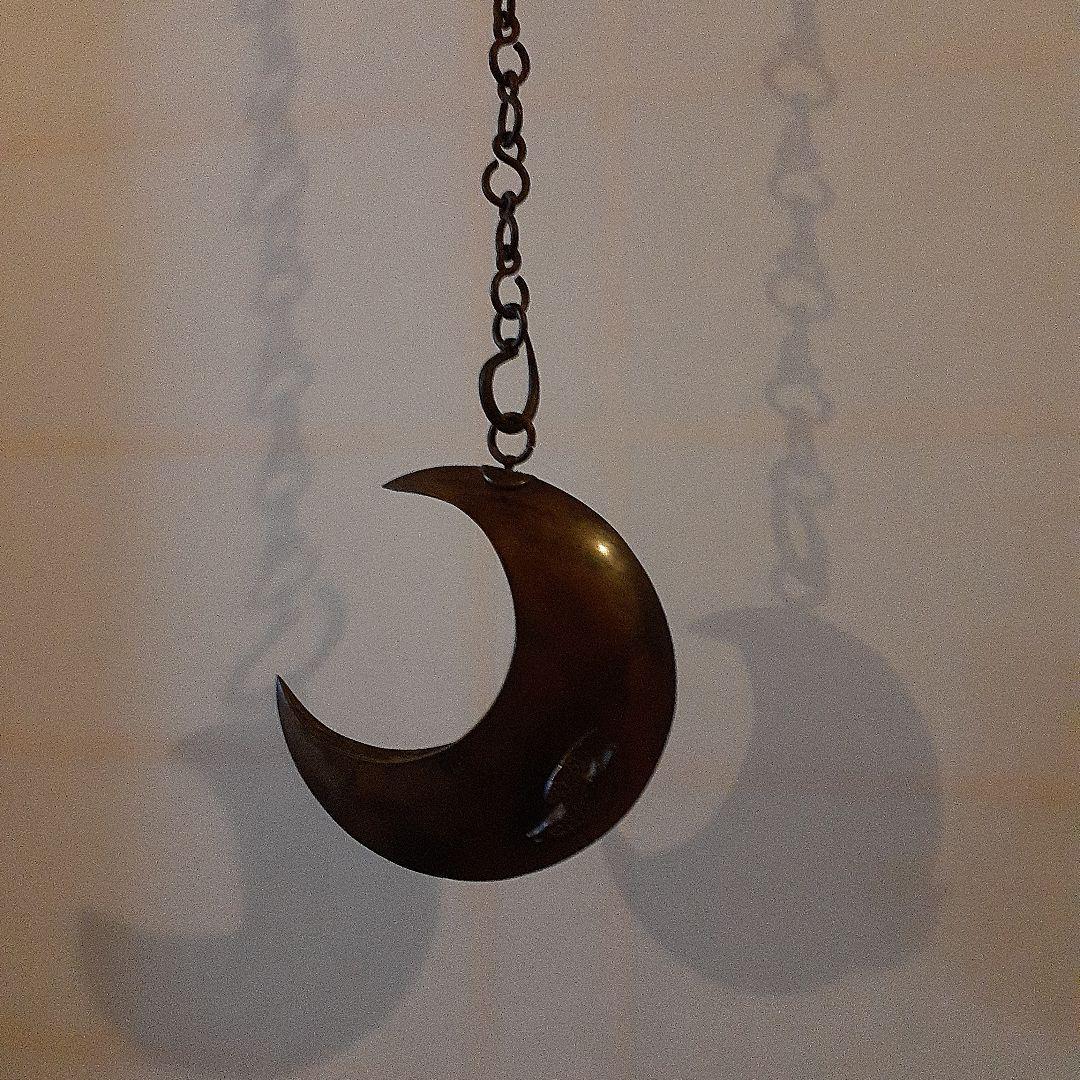 古銅月形　釣華生　窓月