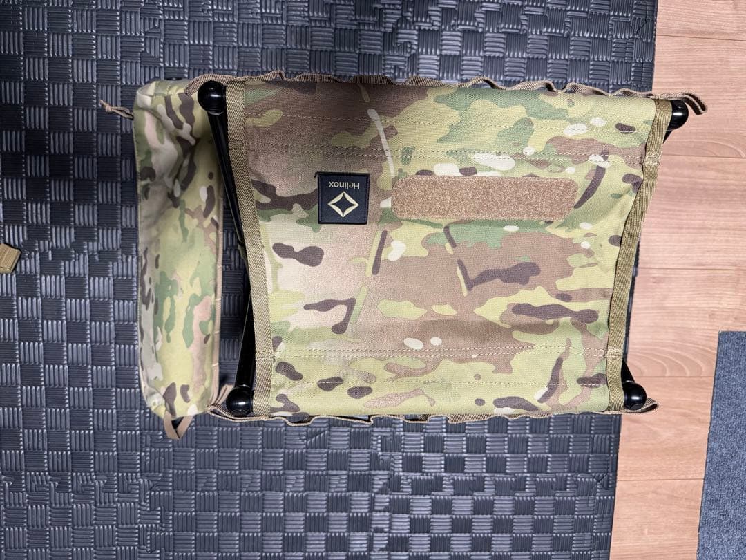 Helinox スピードスツール　マルチカム